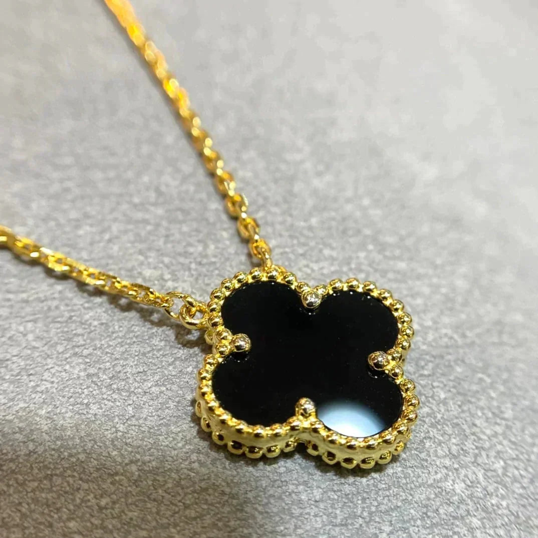 [Glow Muse]CLOVER 15MM BLACK ONYX SINGLE FLOWER NECKLACE