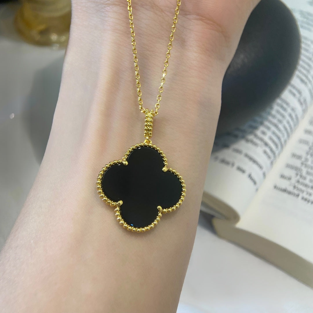 [Glow Muse]CLOVER 25MM NECKLACE GOLD ONYX