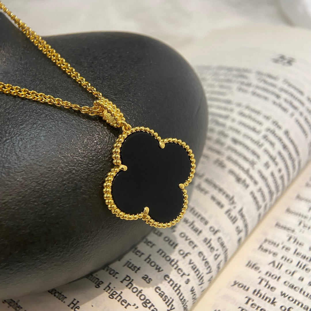 [Glow Muse]CLOVER 25MM NECKLACE GOLD ONYX