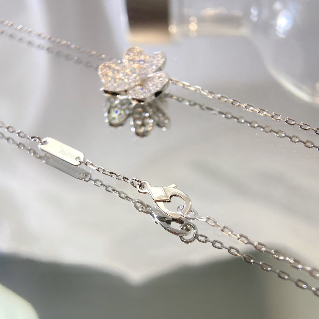 [Glow Muse]FLOWER DIAMOND NECKLACE