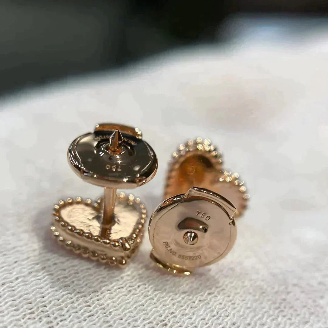 [Glow Muse]HEART CARNELIAN STUD EARRINGS