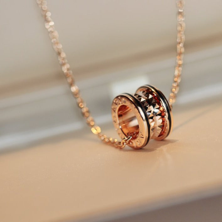 [Glow Muse]ZERO 1 ROCK PEDANT PINK GOLD BLACK NECKLACE