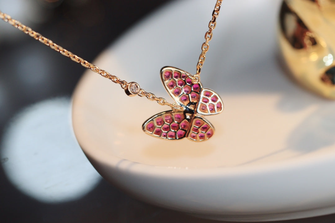 [Glow Muse]BUTTERFLY RED DIAMOND ROSE GOLD NECKLACE