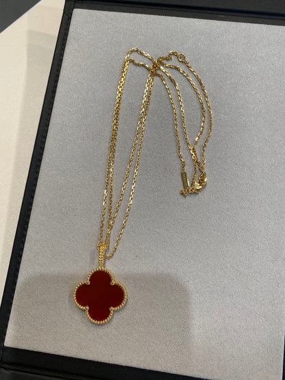 [Glow Muse]CLOVER 25MM NECKLACE GOLD CARNELIAN