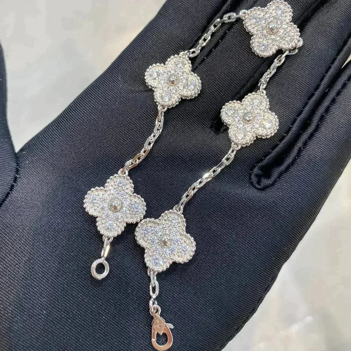 [⭐Glow Muse] CLOVER 5 MOTIF FULL DIAMOND BRACELET COLLECTION