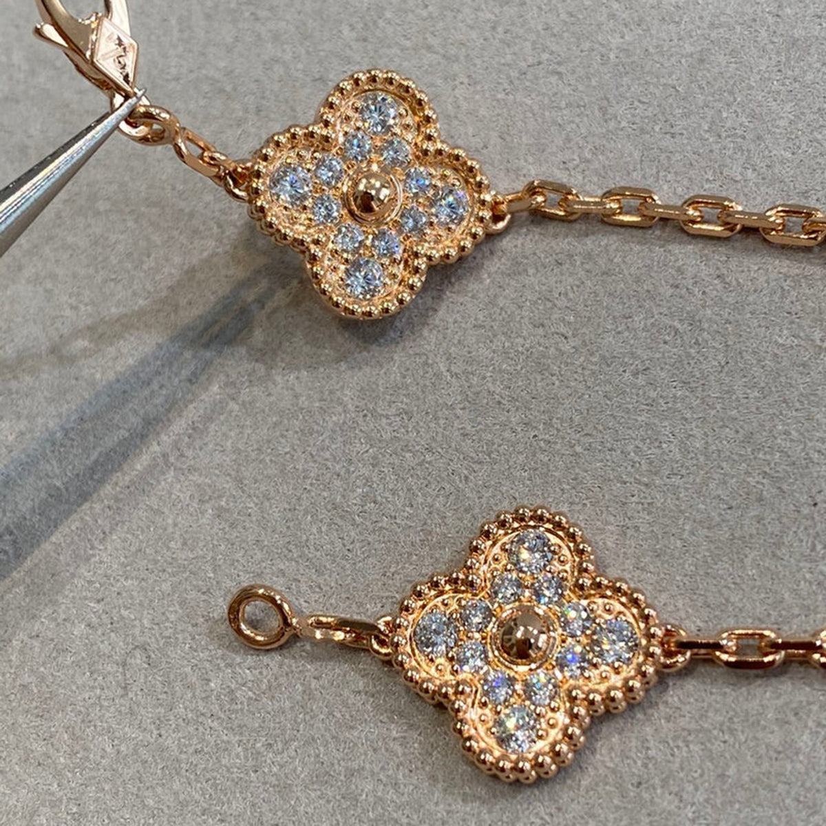 [⭐Glow Muse] CLOVER 5 MOTIF FULL DIAMOND BRACELET COLLECTION