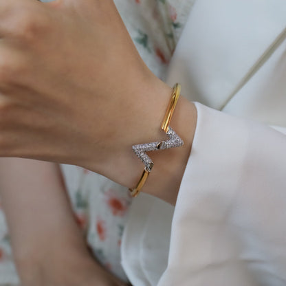 [Glow Muse]VOLTE UPSITE DOWN GOLD DIAMOND BRACELET