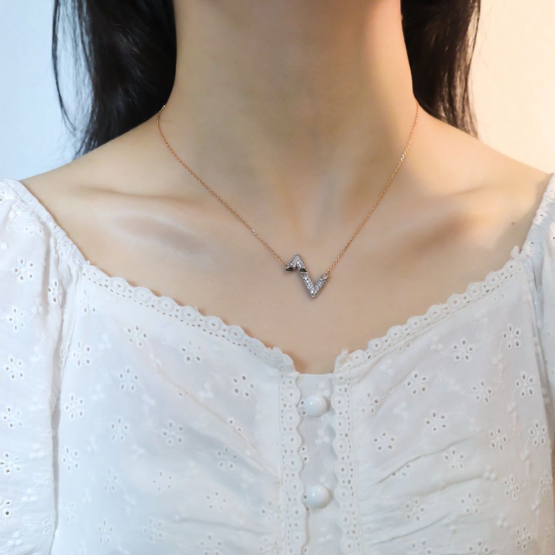 [Glow Muse]VOLT SILVER DIAMOND PEDANT NECKLACE