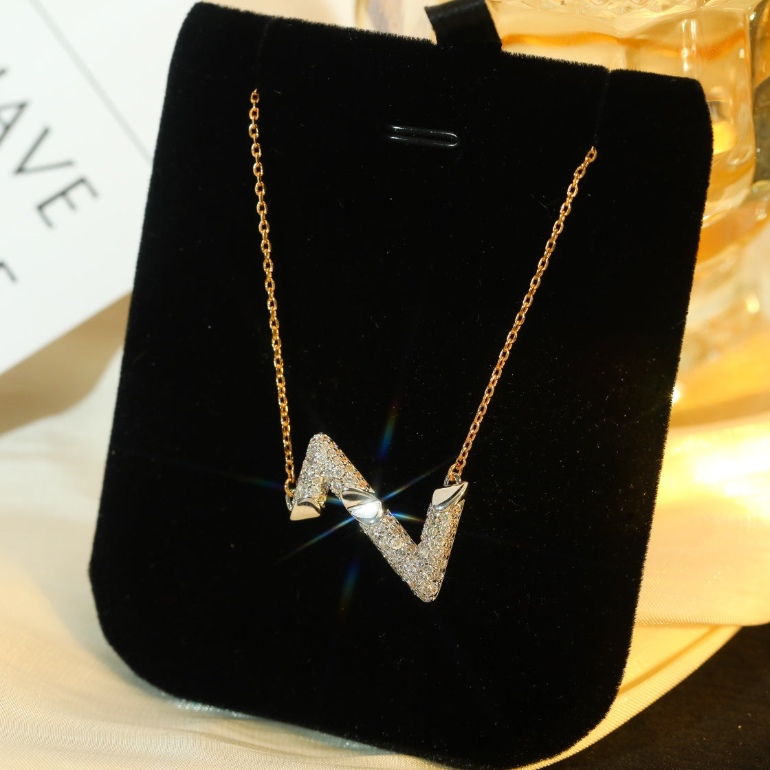 [Glow Muse]VOLT SILVER DIAMOND PEDANT NECKLACE