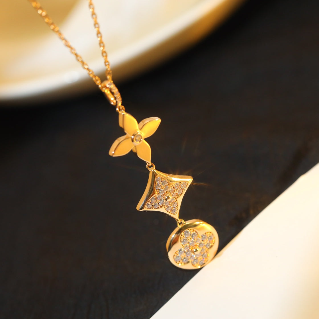[Glow Muse]STAR AND SUN DIAMOND PINK GOLD NECKLACE
