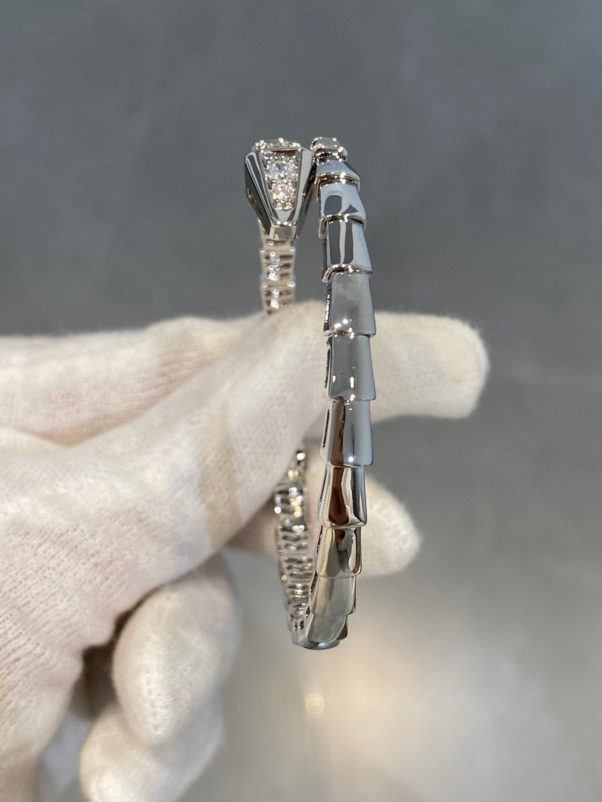 [Glow Muse]SERPENTI BRACELET DIAMONDS SILVER
