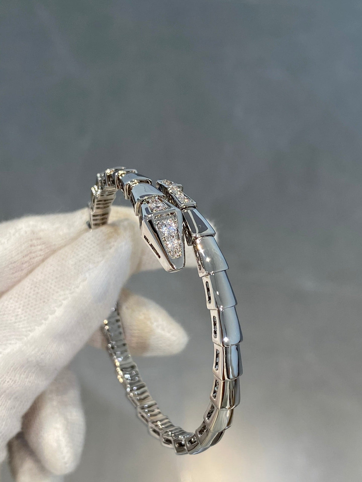 [Glow Muse]SERPENTI BRACELET DIAMONDS SILVER