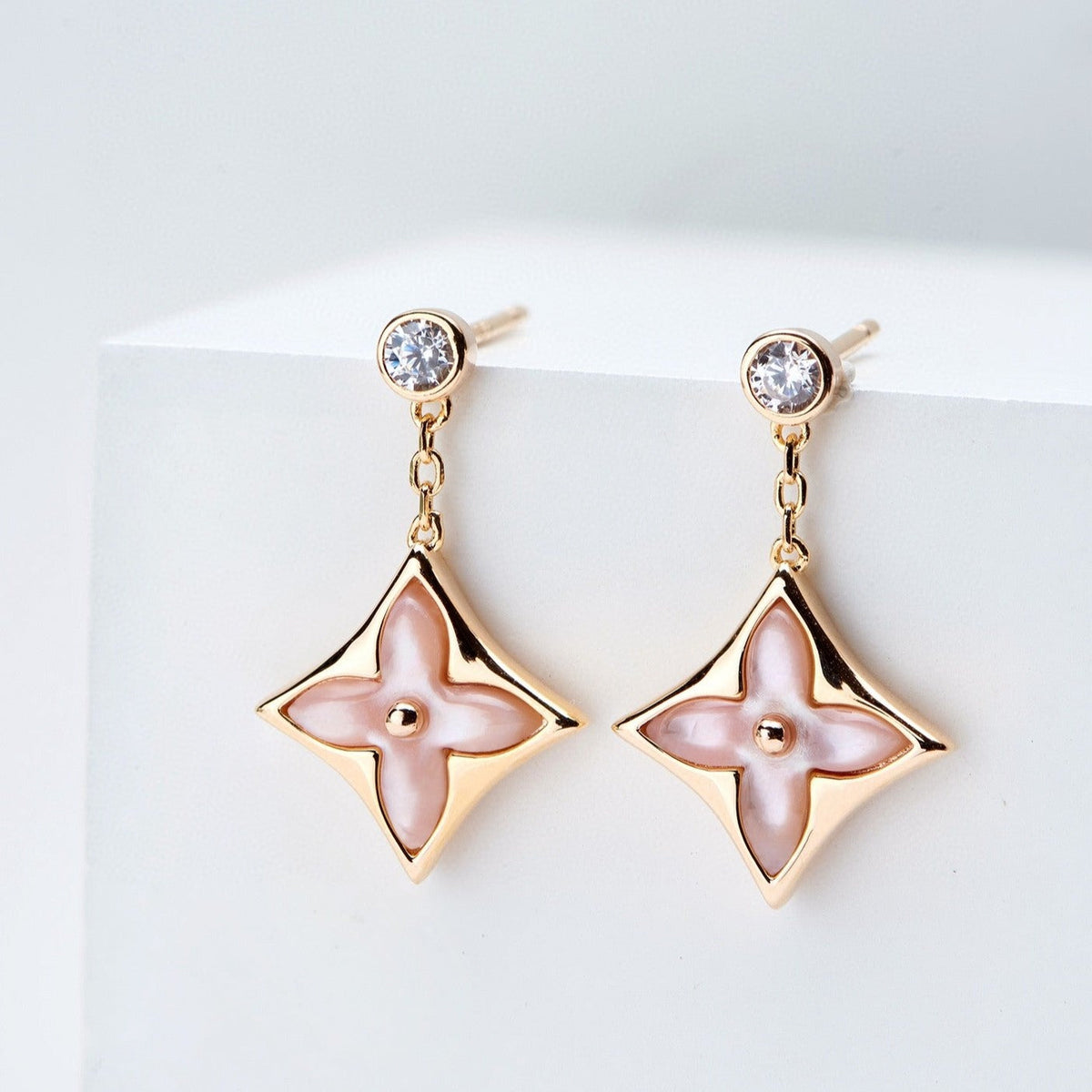 [Glow Muse]DOUBLE STAR PINK GOLD MOP DROP EARRINGS