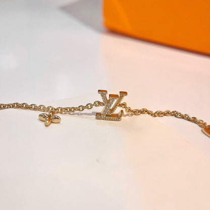 [Glow Muse]LOGO STAR MOTIF GOLD BRACELET