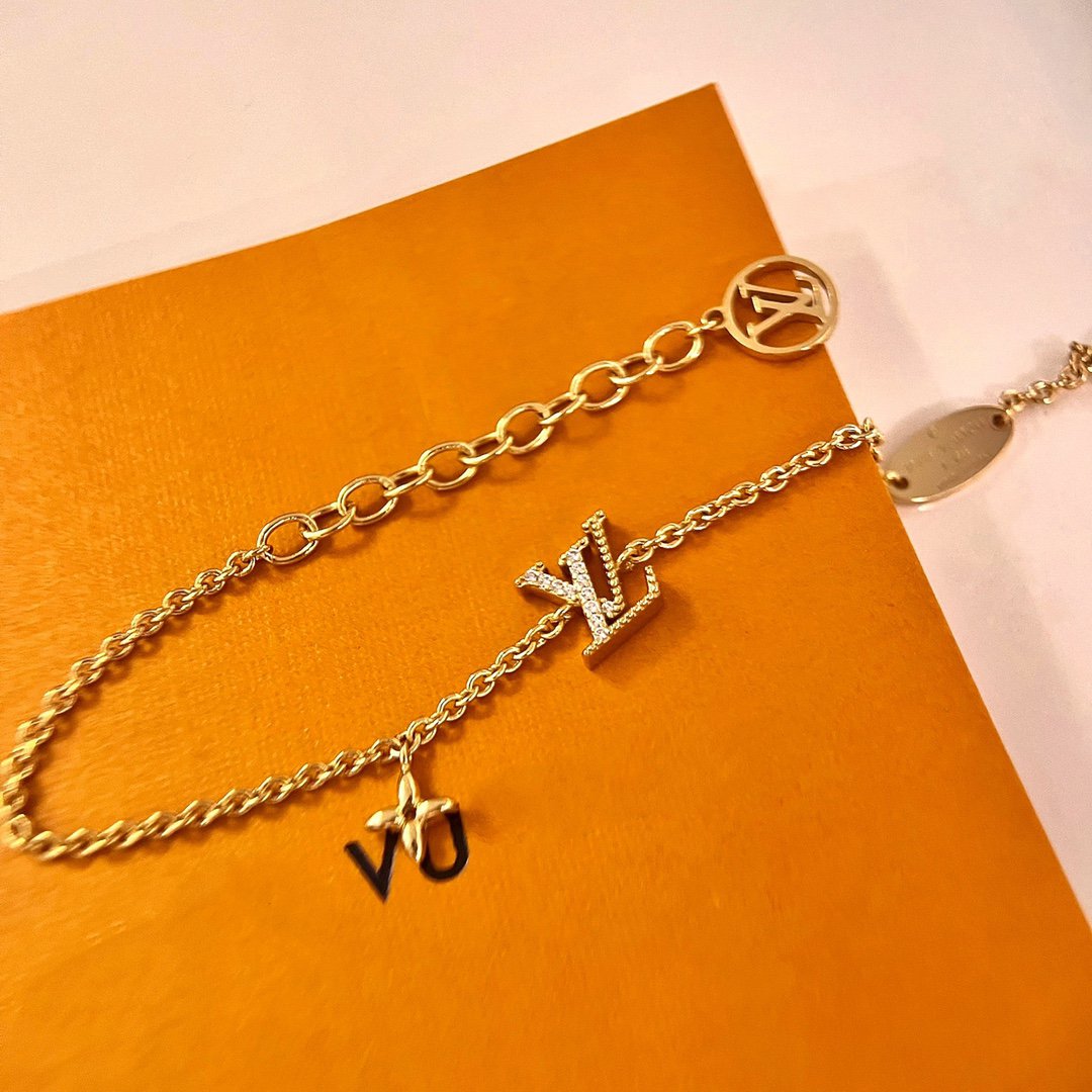 [Glow Muse]LOGO STAR MOTIF GOLD BRACELET