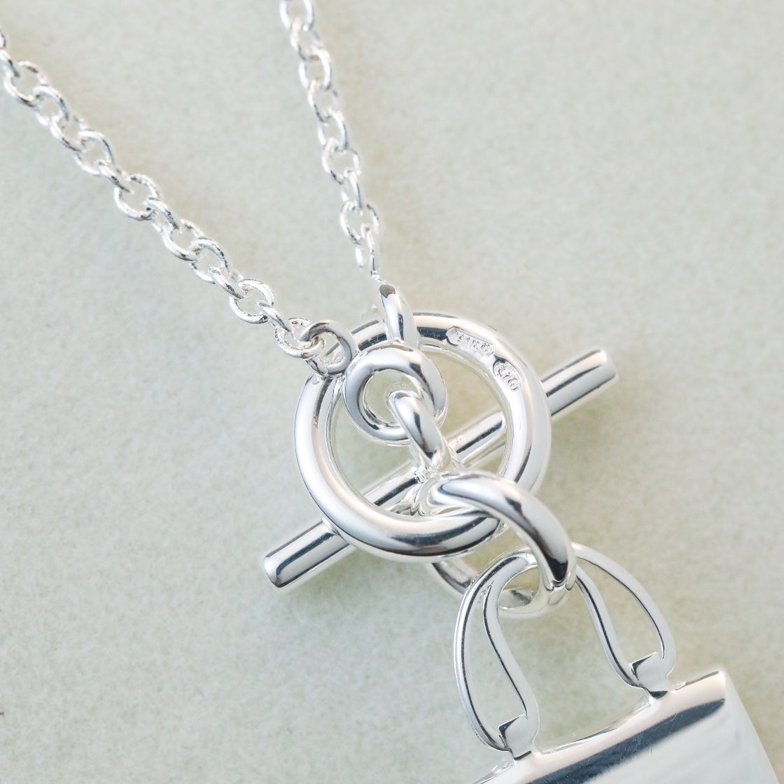 [Glow Muse]POP H PEDANT SILVER NECKLACE