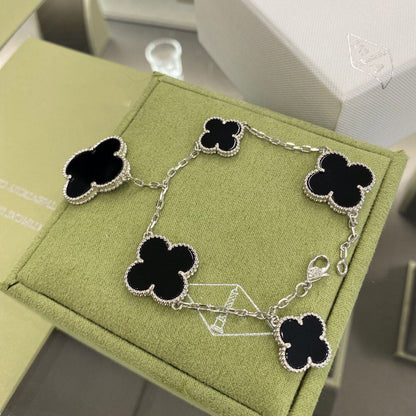 [Glow Muse]CLOVER 5 MOTIFS SIVLER ONYX BRACELET