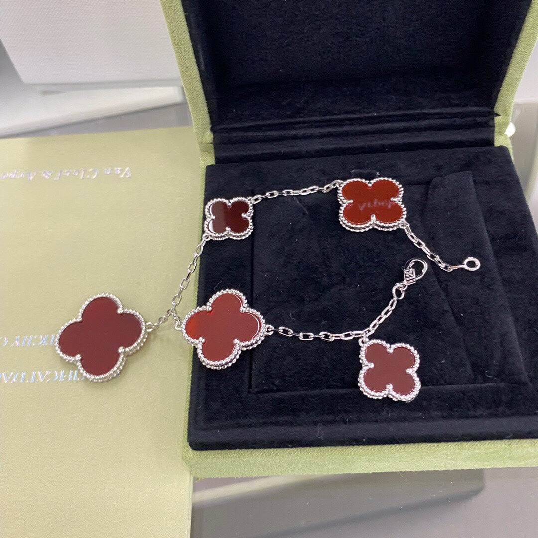 [Glow Muse]CLOVER 5 MOTIFS SIVLER CARNELIAN BRACELET