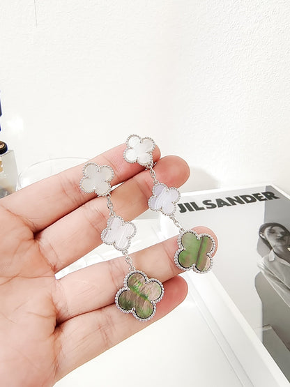 [Glow Muse]CLOVER 3 MOTIFS CHALCEDONY DARK MOP SILVER EARRINGS