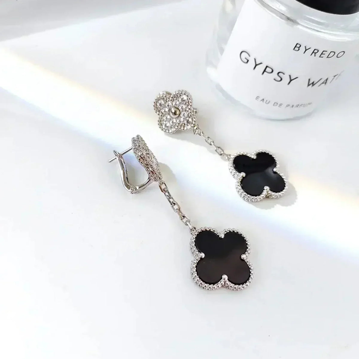 [Glow Muse]CLOVER 2 MOTIFS  DIAMOND ONYX EARRINGS SILVER