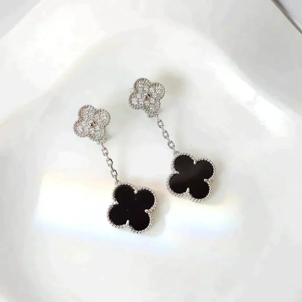 [Glow Muse]CLOVER 2 MOTIFS  DIAMOND ONYX EARRINGS SILVER
