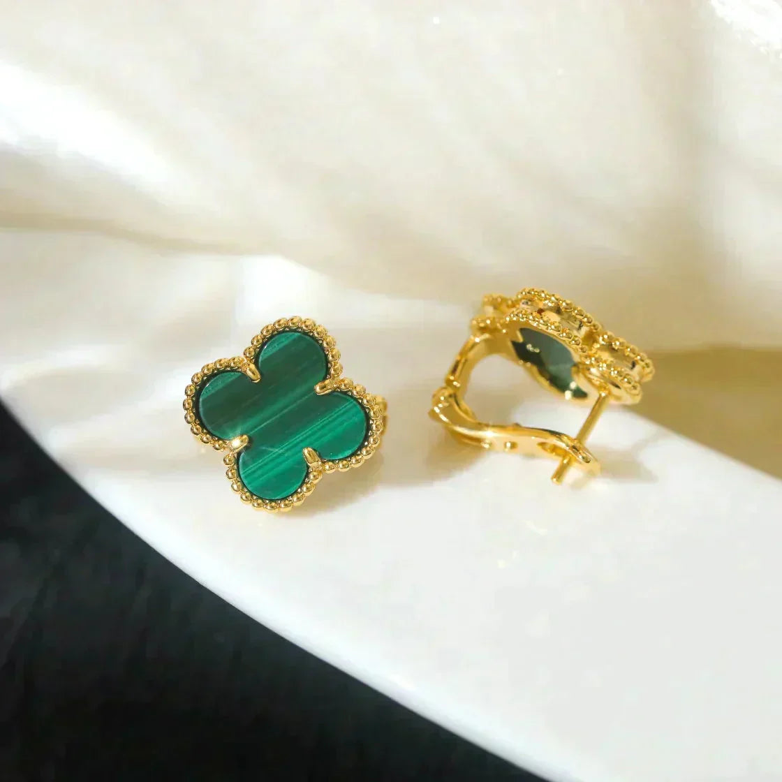 [Glow Muse]CLOVER MEDIUM 1 MOTIFS MALACHITE  EARRINGS