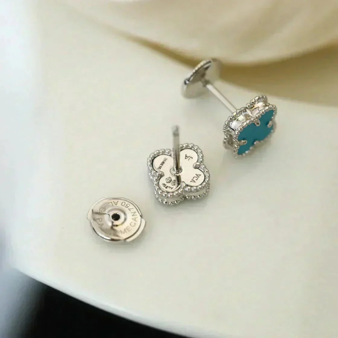 [Glow Muse]CLOVER MINI 9.5MM ONYX STUD EARRINGS SILVER