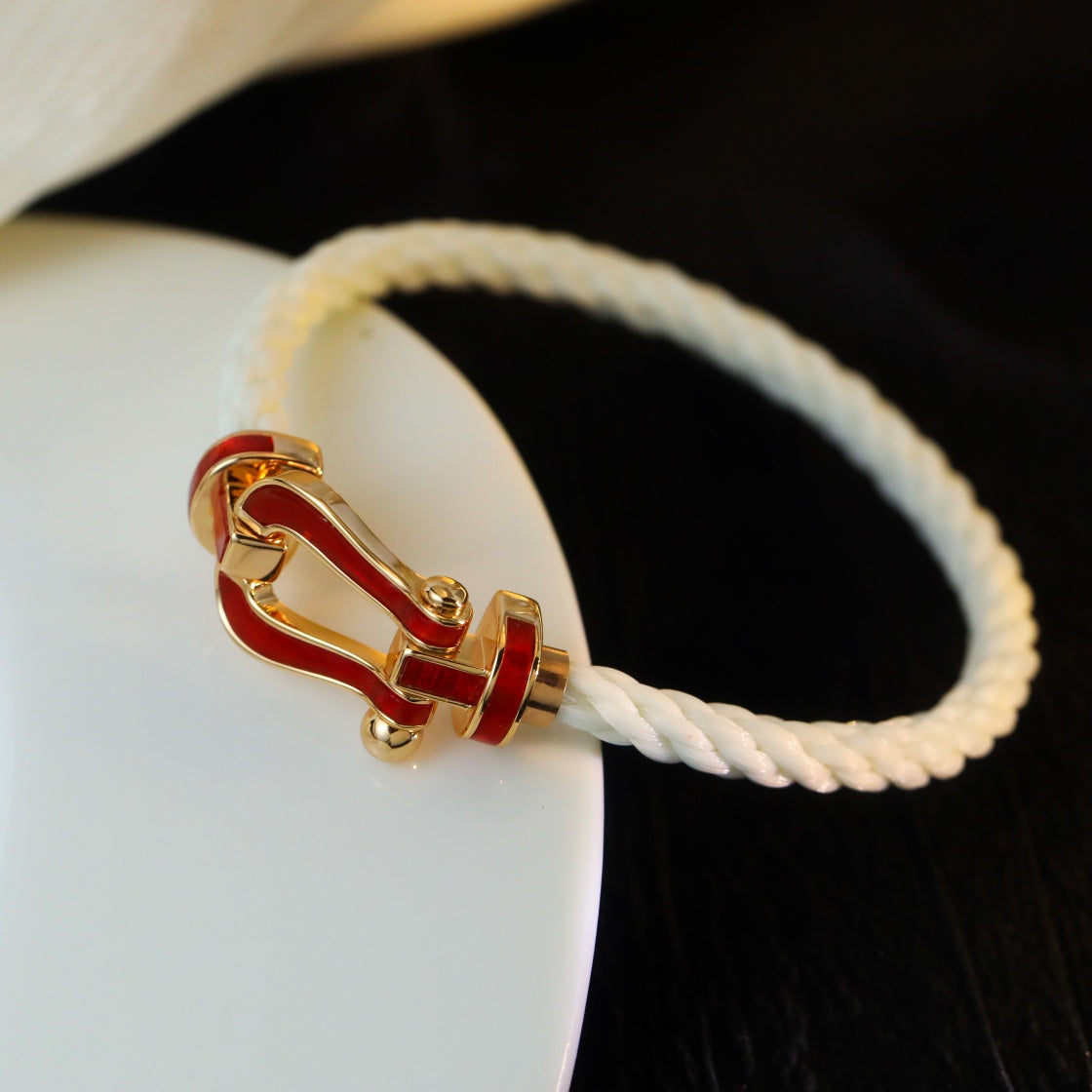 [Glow Muse]FORCE 10 WHITE TEXTILE DIAMOND PAVED