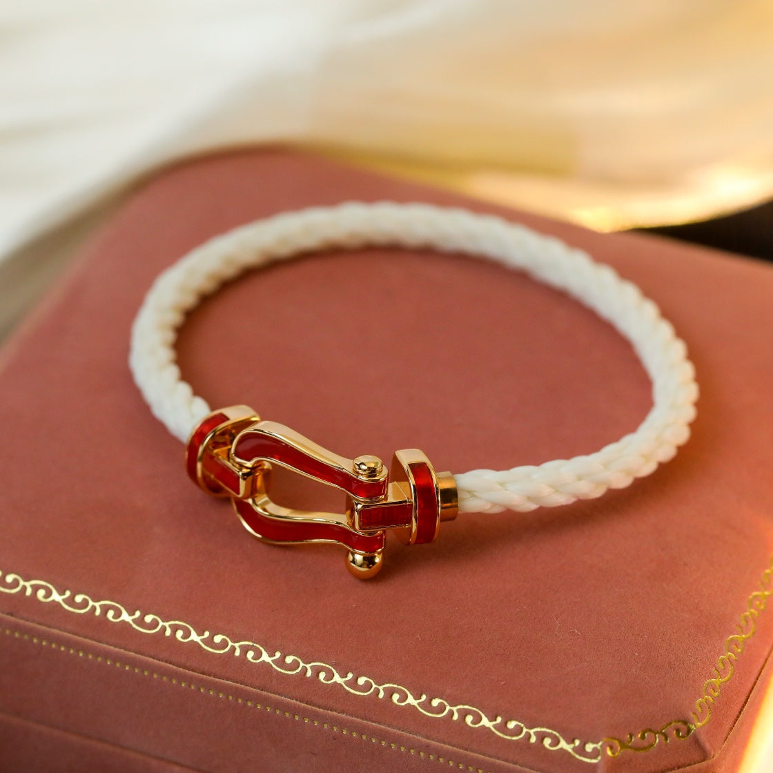 [Glow Muse]FORCE 10 WHITE TEXTILE DIAMOND PAVED