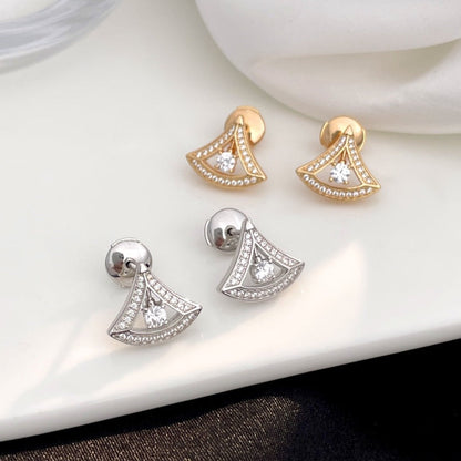 [Glow Muse]DREAM MINI DIAMOND STUD EARRINGS