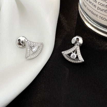 [Glow Muse]DREAM MINI DIAMOND STUD EARRINGS