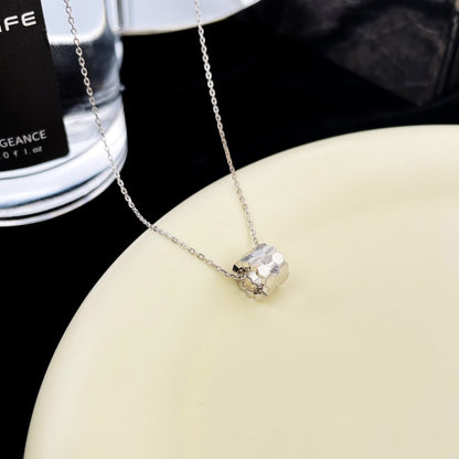 [Glow Muse]BEE MINI PEDANT DIAMOND NECKLACE