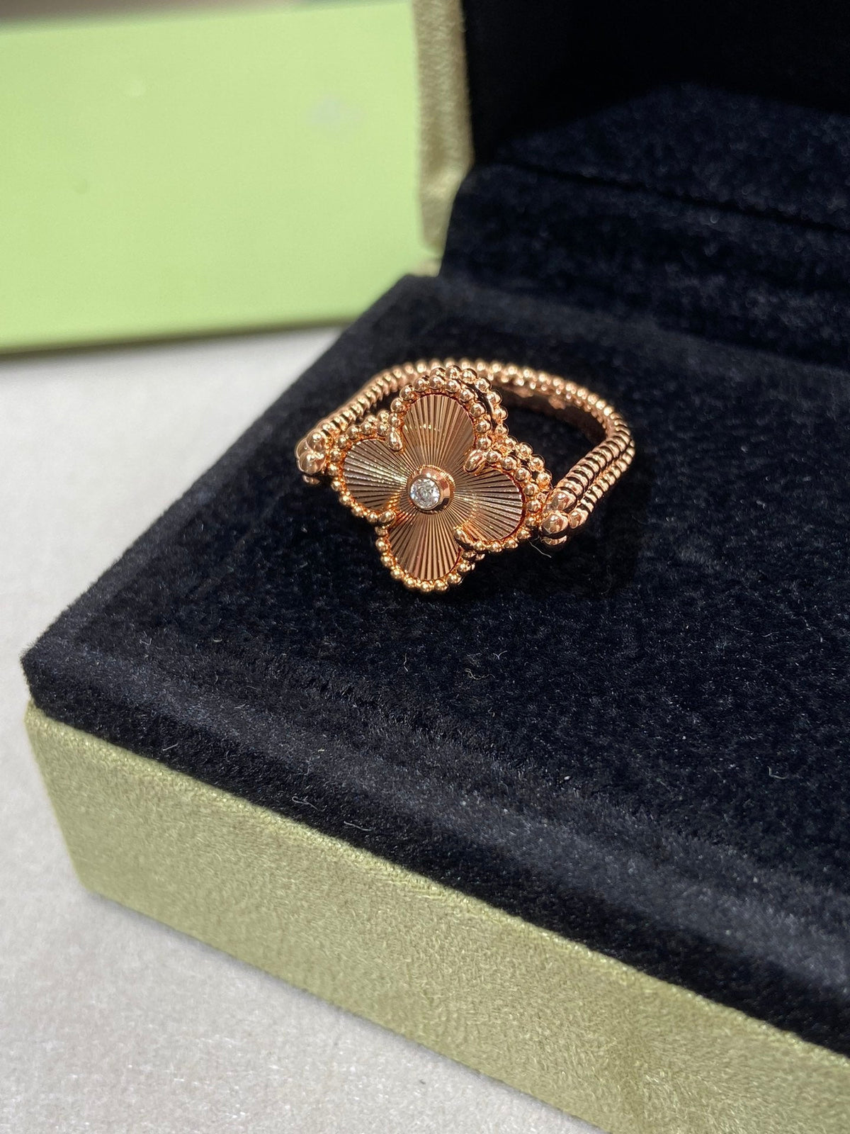 [Glow Muse]CLOVER RIVERSIBLE ROSE GOLD RING