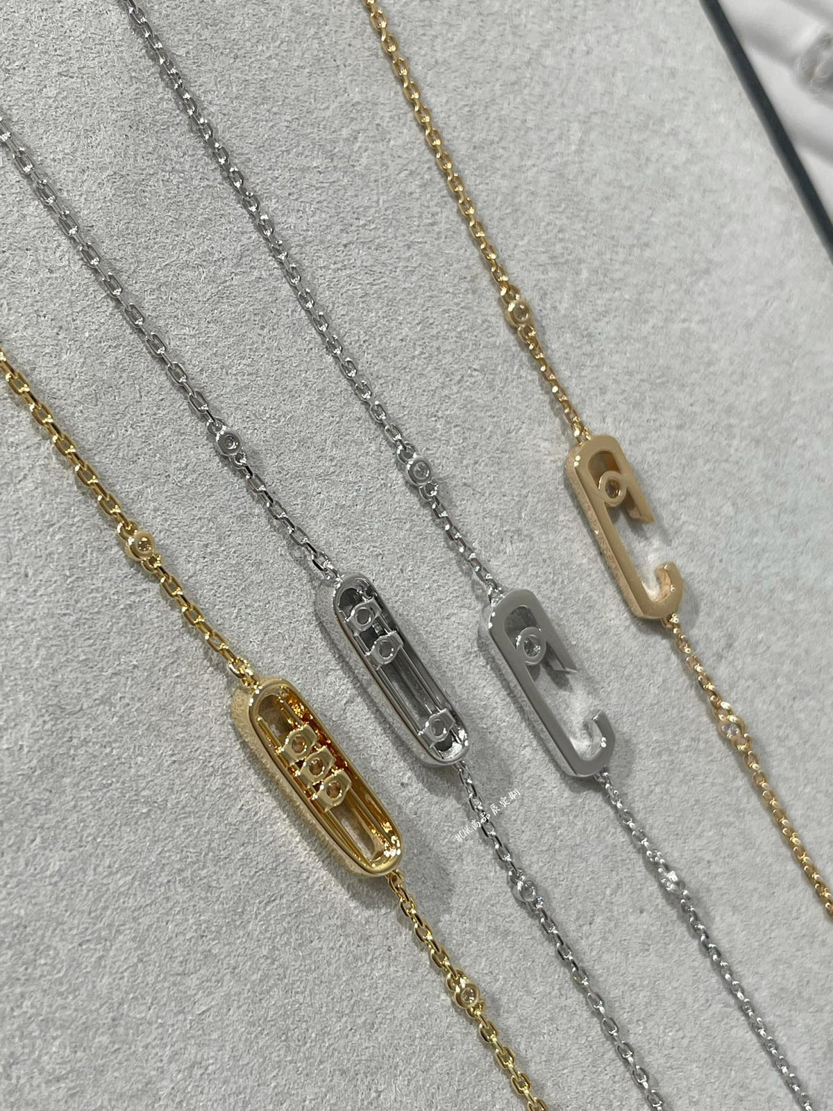 [Glow Muse]BABY MOVE DIAMOND BRACELET