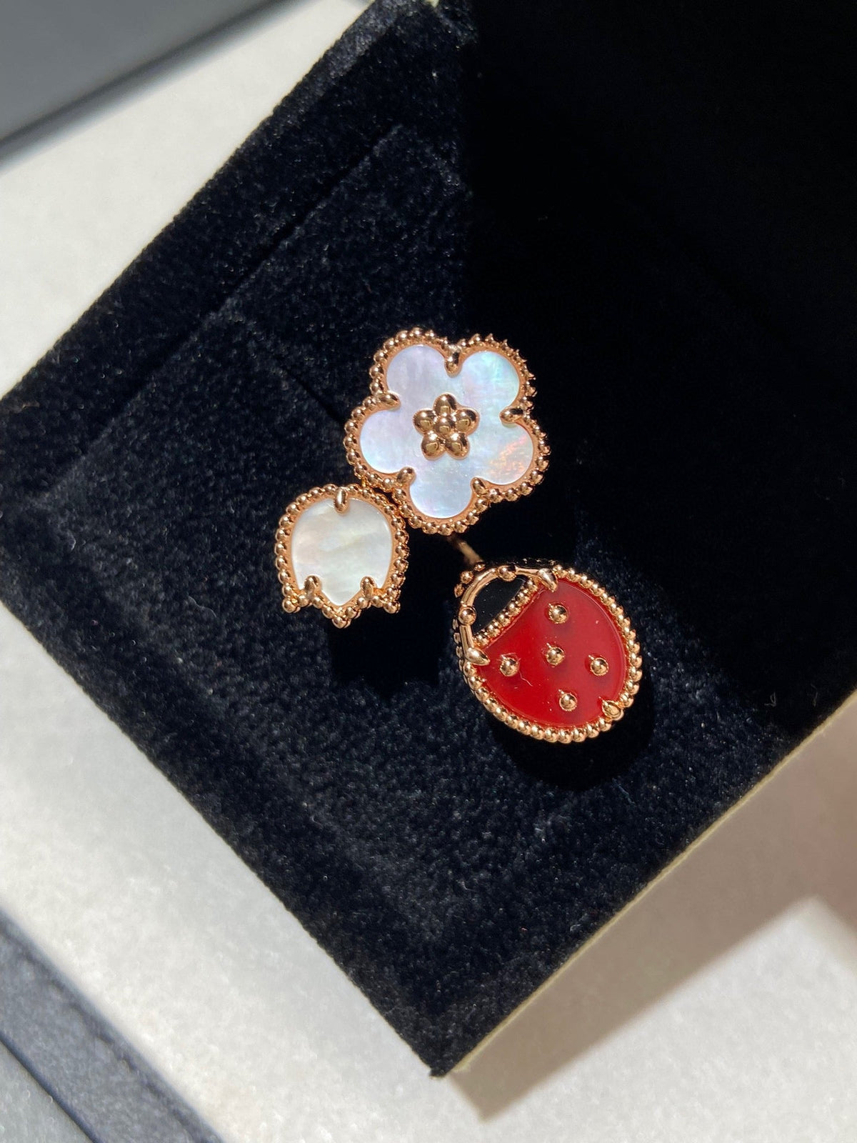 [Glow Muse]LUCKY 3 MOTIF ROSE GOLD RING