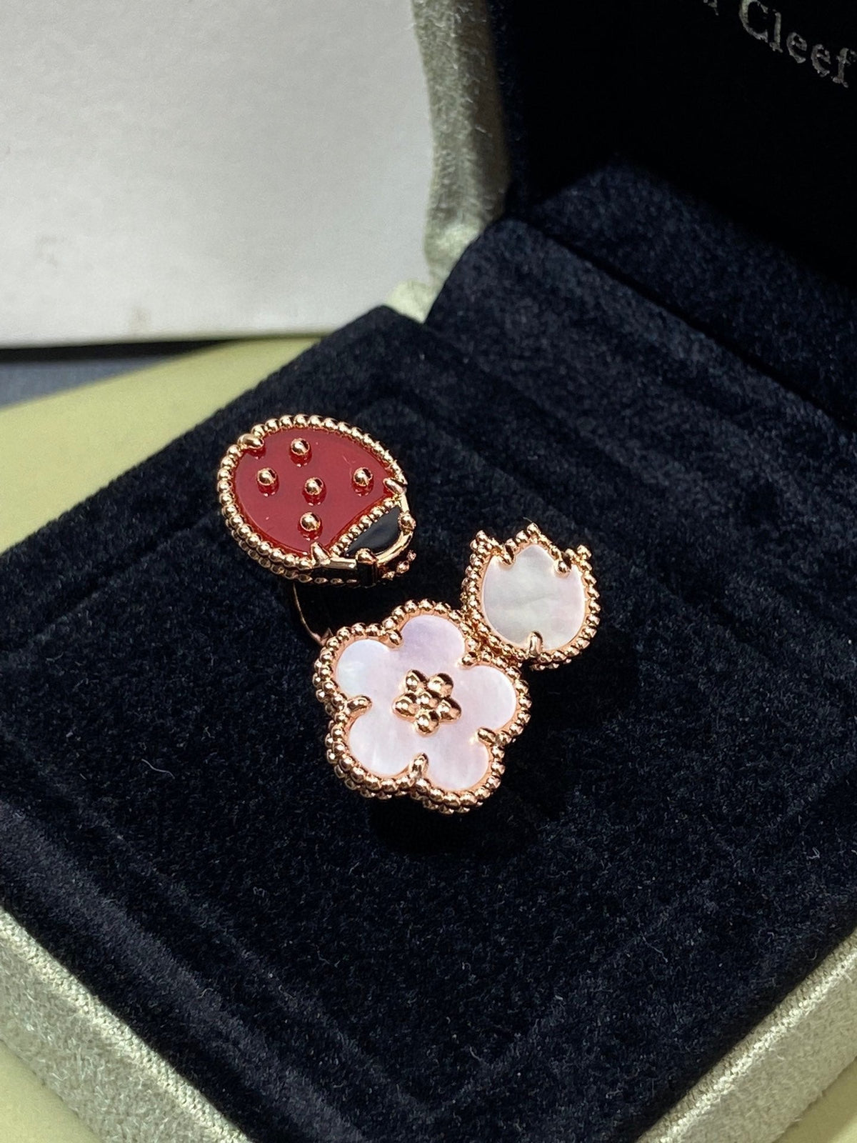 [Glow Muse]LUCKY 3 MOTIF ROSE GOLD RING