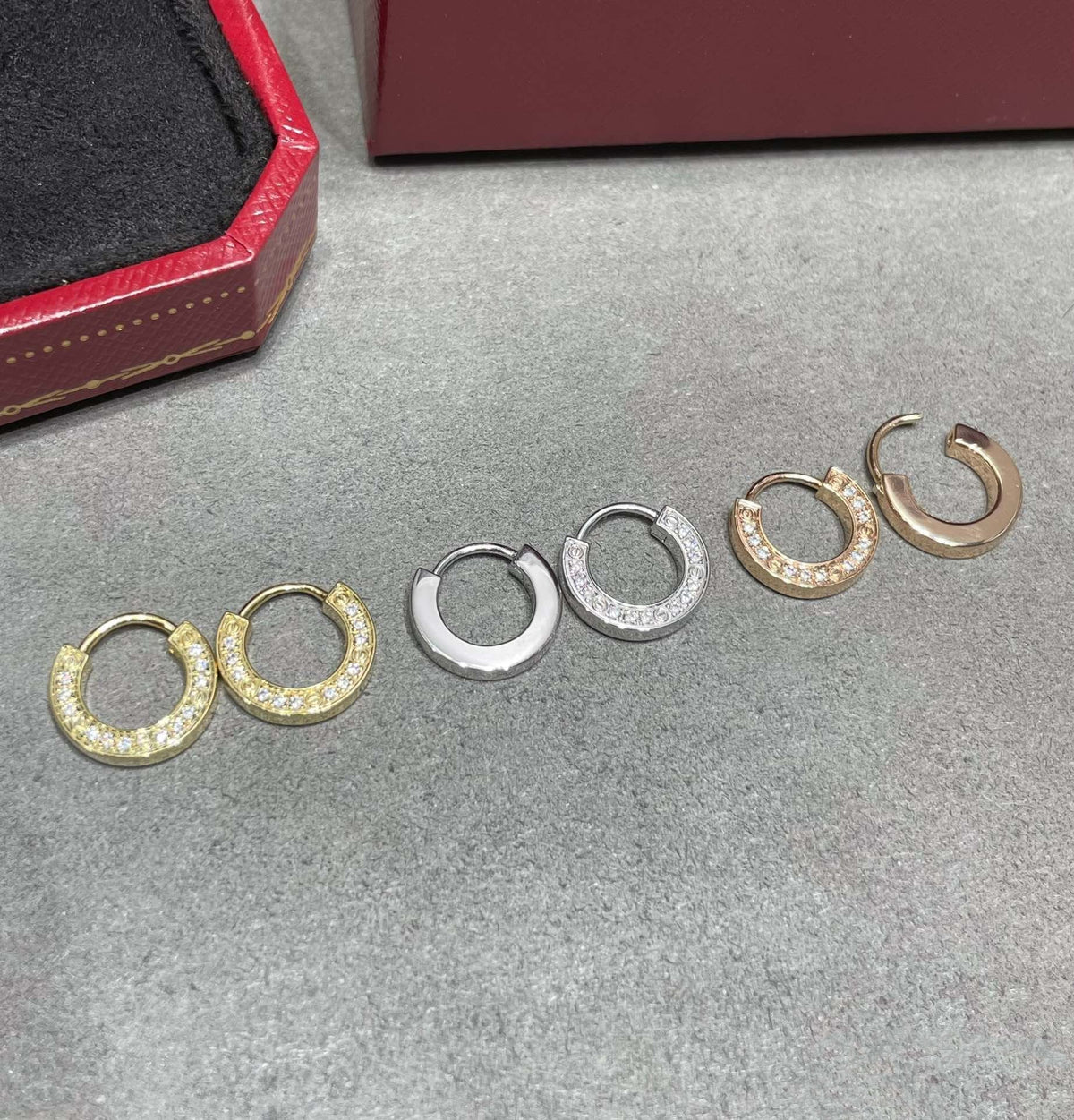 [Glow Muse]LOVE DIAMOND EARRINGS