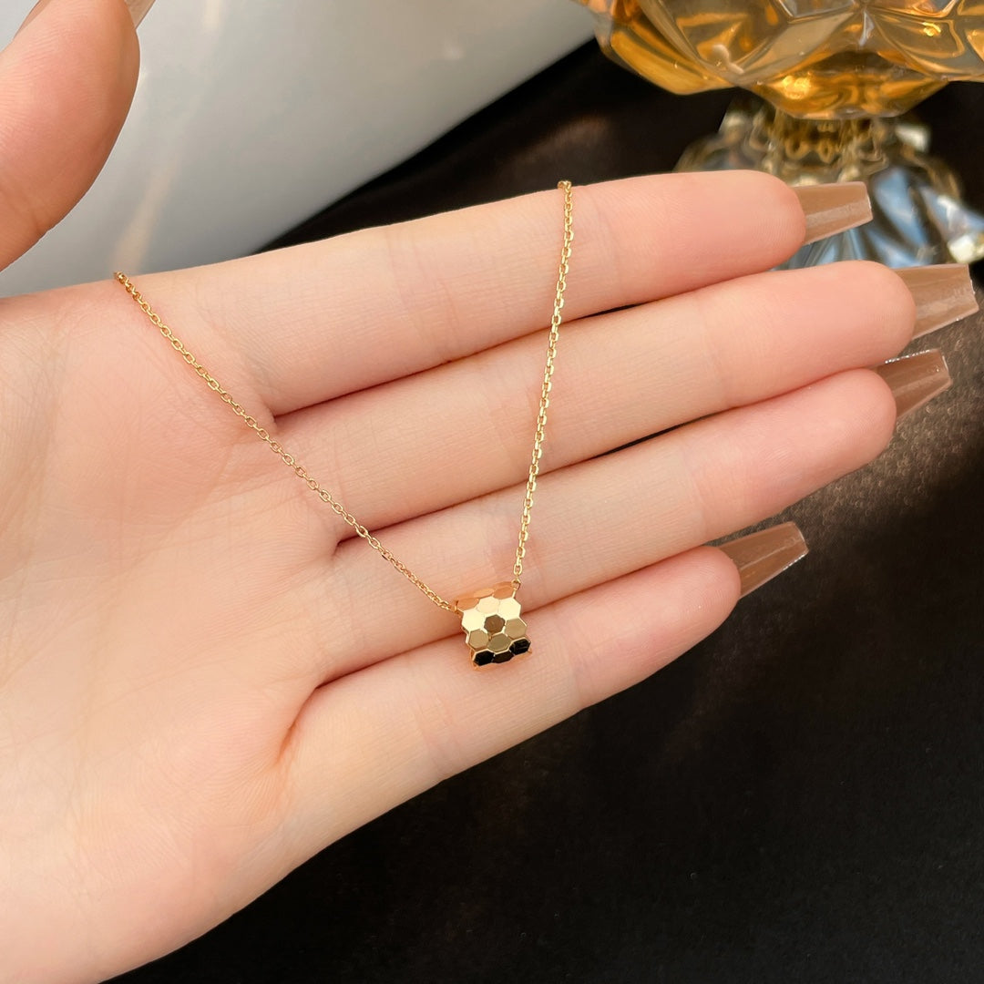 [Glow Muse]BEE MINI NECKLACE