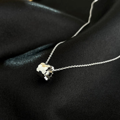[Glow Muse]BEE MINI NECKLACE