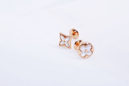 [Glow Muse]STAR AND SUN PINK GOLD MOP STUD EARRINGS