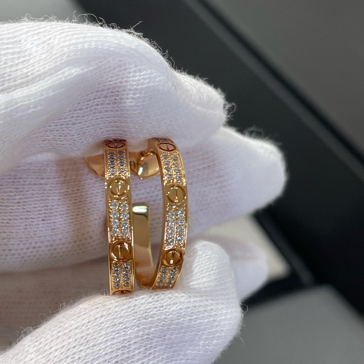 [Glow Muse]LOVE DIAMOND PINK GOLD HOOP EARRINGS