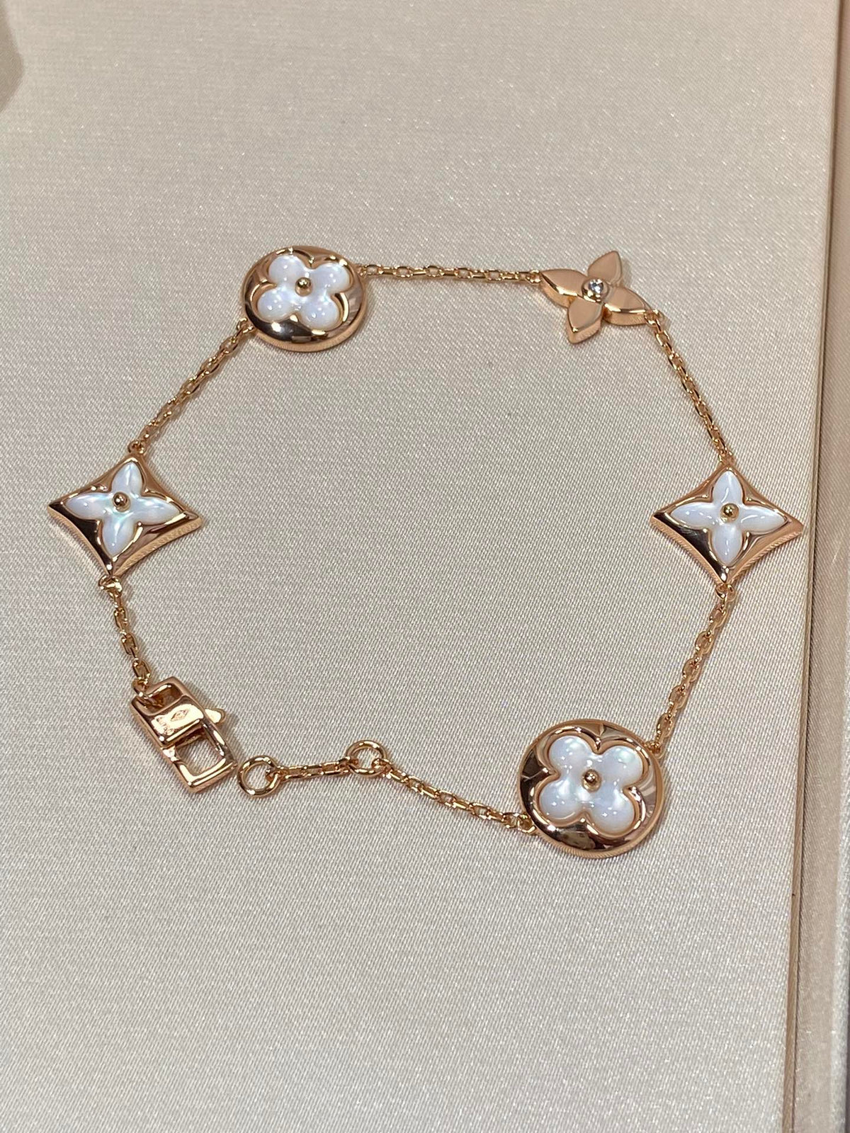 [Glow Muse]STAR AND SUN 5 MOTIF MOP PINK GOLD BRACELET