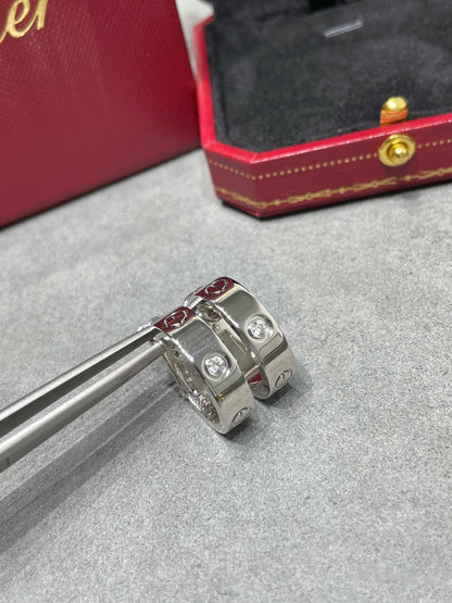 [Glow Muse]LOVE 5.5MM 1 DIAMOND EARRINGS