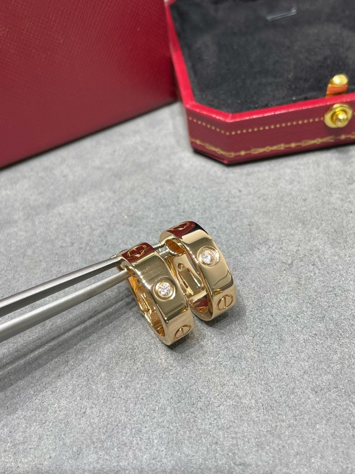 [Glow Muse]LOVE 5.5MM 1 DIAMOND EARRINGS