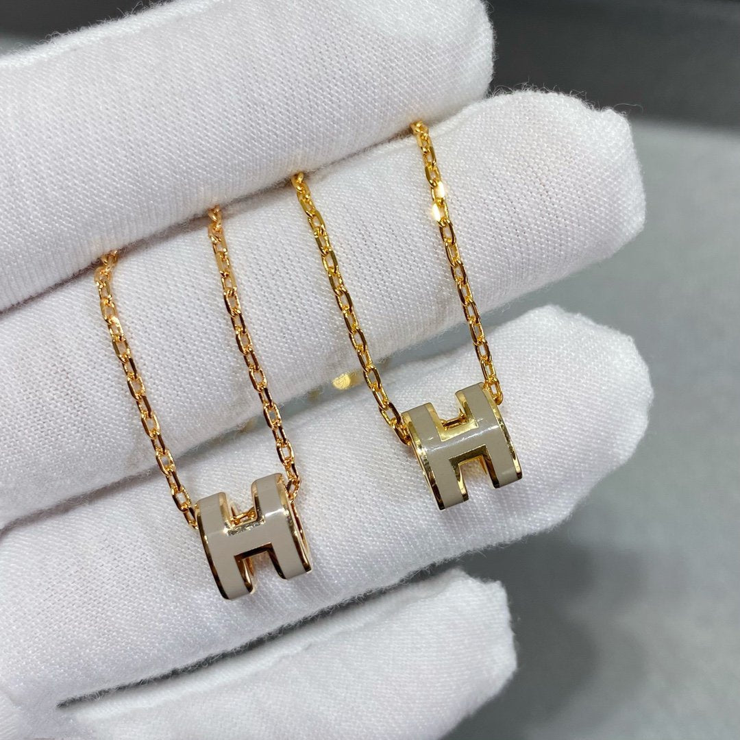 [Glow Muse]MINI POP H NECKLACE