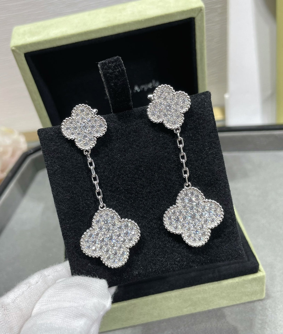 [Glow Muse]CLOVER 2 MOTIFS DIAMOND PAVED SILVER EARRINGS