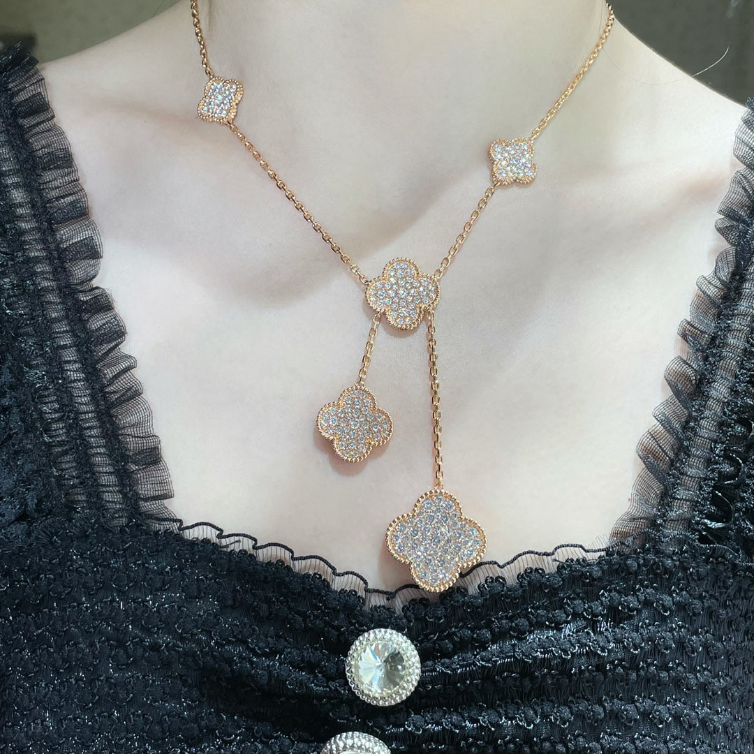 [Glow Muse]CLOVER 6 MOTIF DIAMOND PAVED NECKLACE