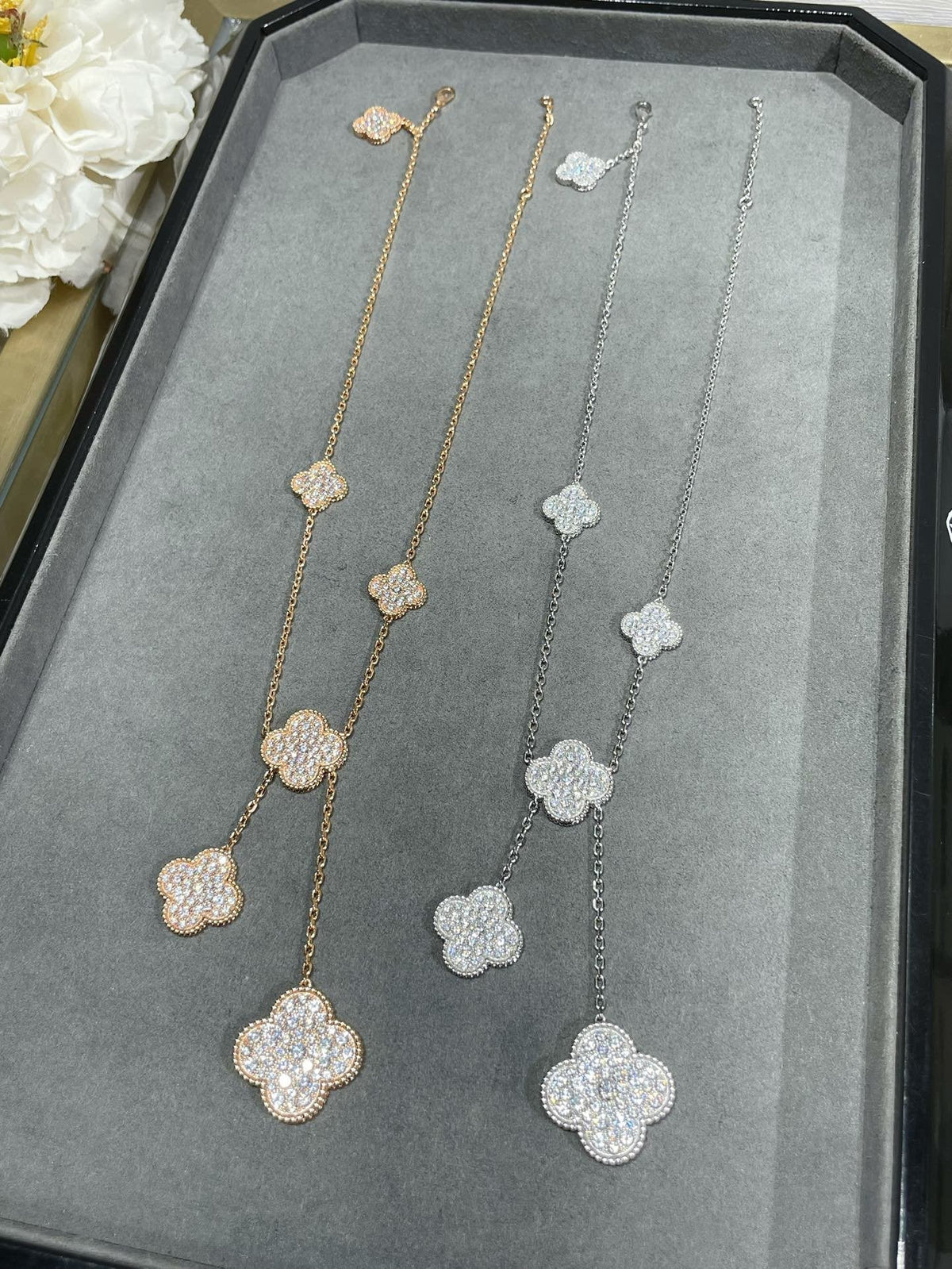 [Glow Muse]CLOVER 6 MOTIF DIAMOND PAVED NECKLACE