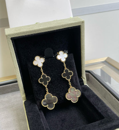 [Glow Muse]CLOVER 3 MOTIF MOP ONYX DARK MOP PINK GOLD EARRINGS