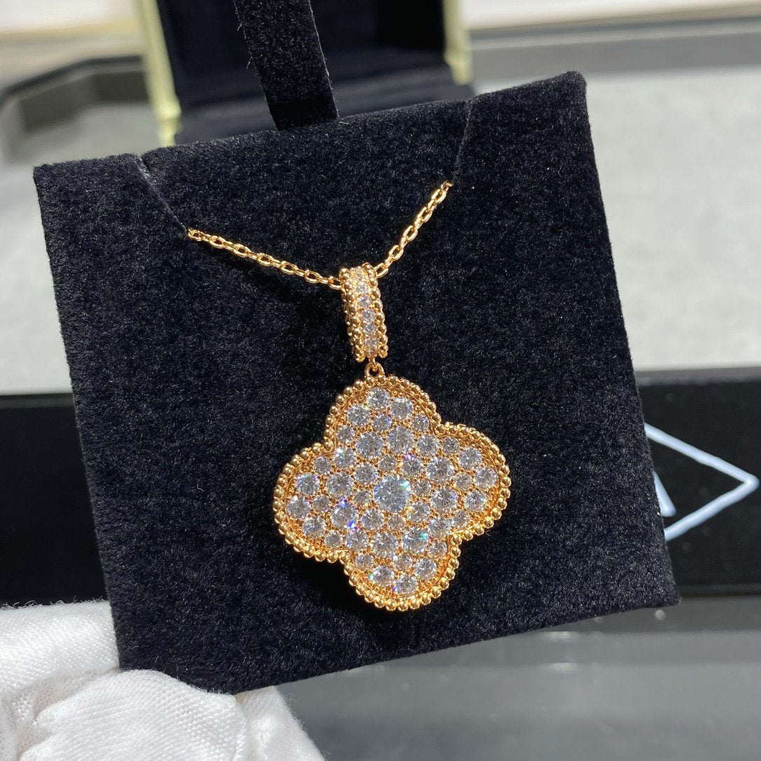 [Glow Muse]CLOVER 25MM LARGE PEDANT DIAMOND PAVED LONG NECKLACE